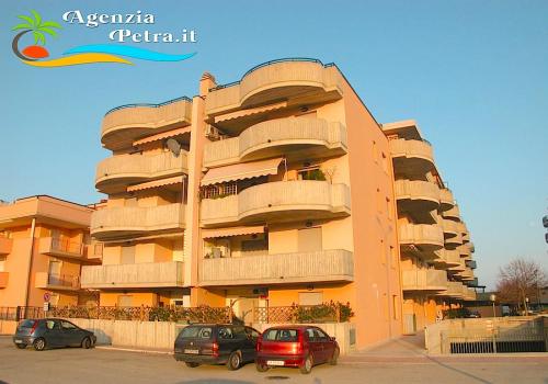 Апартаменты Сирена (Tortoreto)