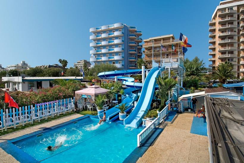 Appartamenti San Benedetto Del Tronto Mare - Appartamento Colleoni, 67 - Trilocale 6 posti letto (San ...