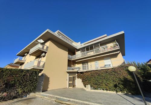 casa al mare a san benedetto del tronto via colleoni