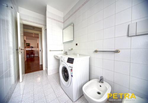 casa al mare a san benedetto del tronto via colleoni